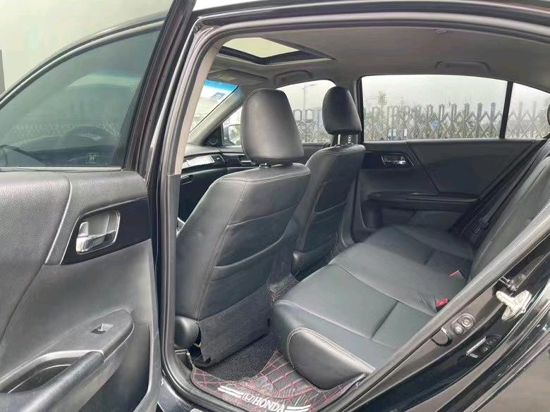 盐城16年本田雅阁4