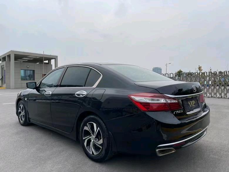 盐城16年本田雅阁8