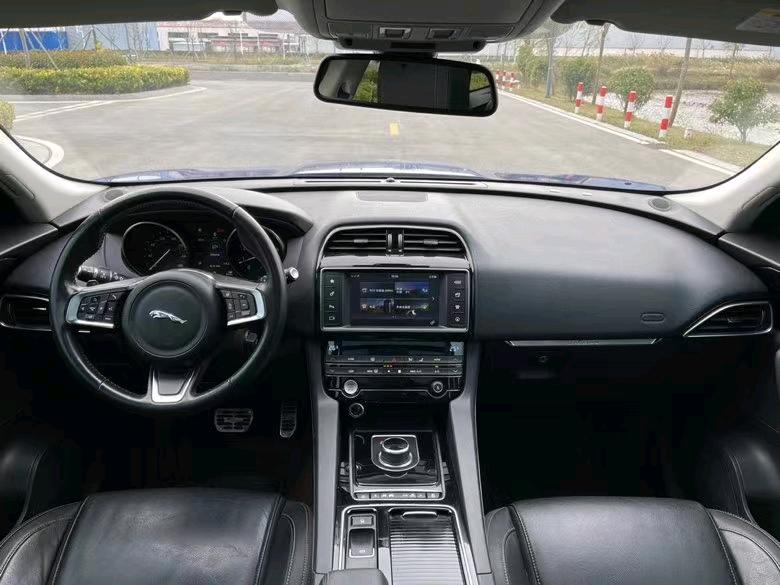 鹽城18年捷豹F-PACE4