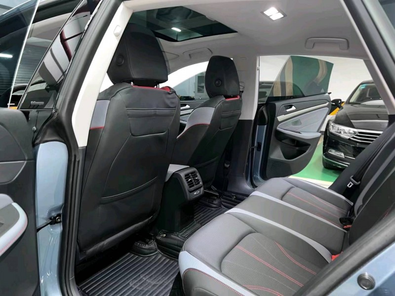 成都22年大众凌渡6