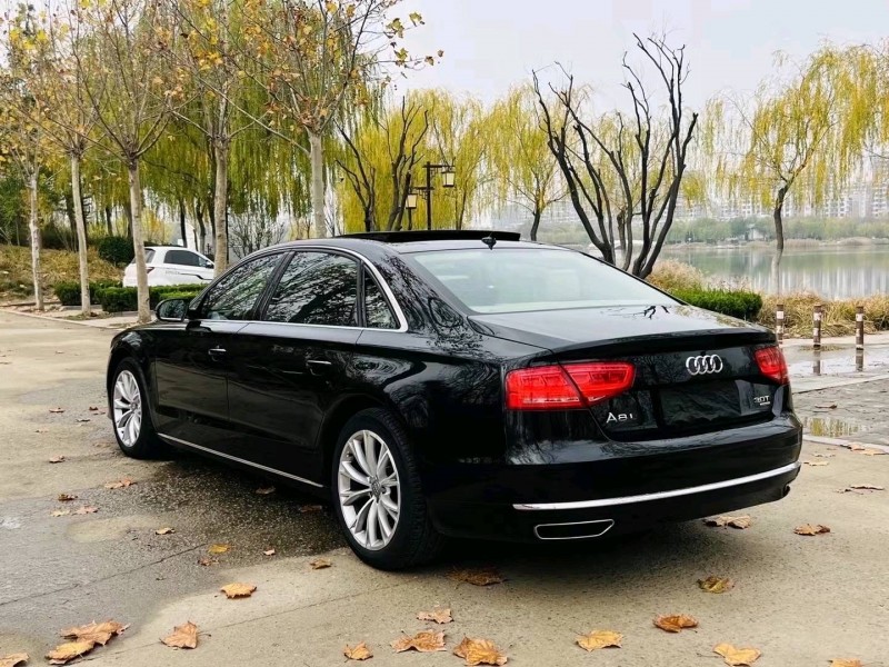 聊城12年奥迪A8L2