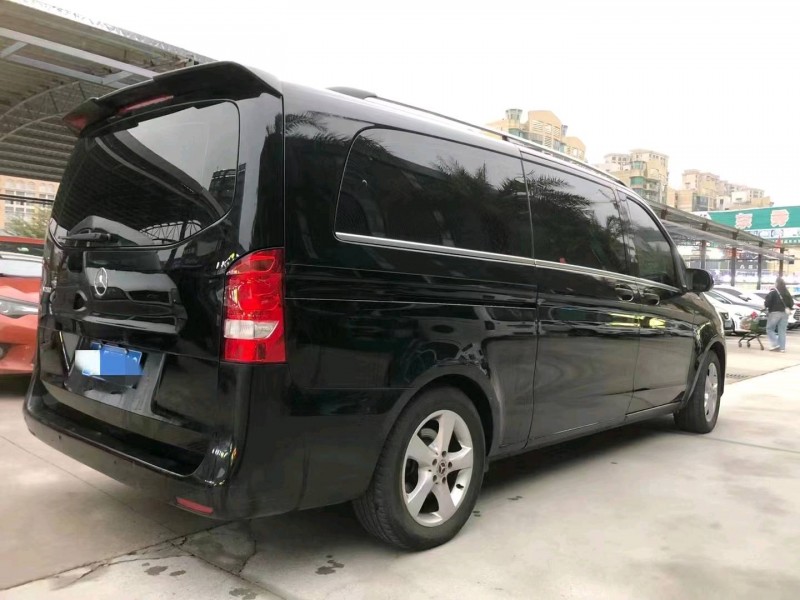 珠海20年奔驰威霆3