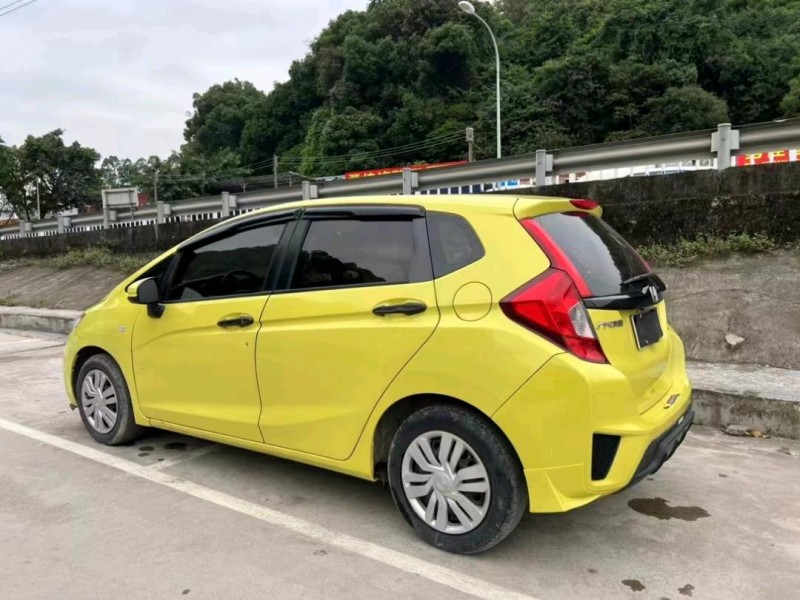 中山16年本田飞度4