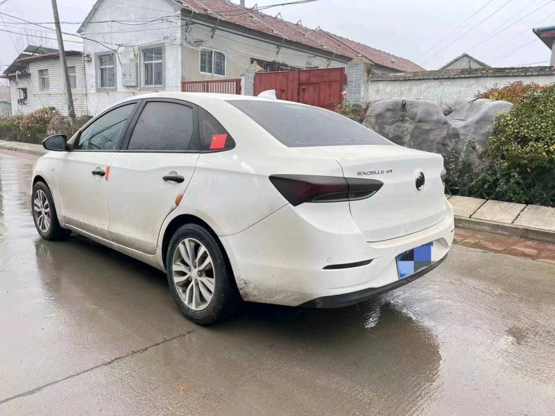 枣庄18年别克英朗7