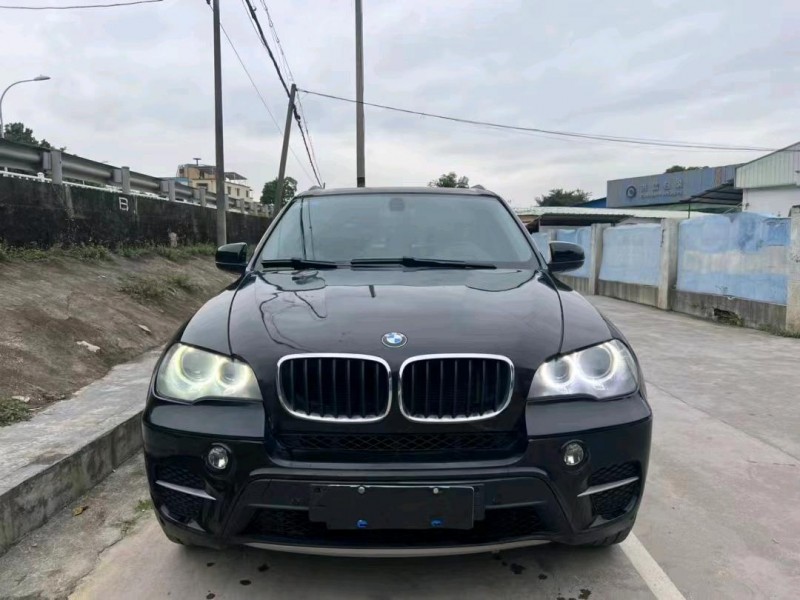 中山13年宝马X51