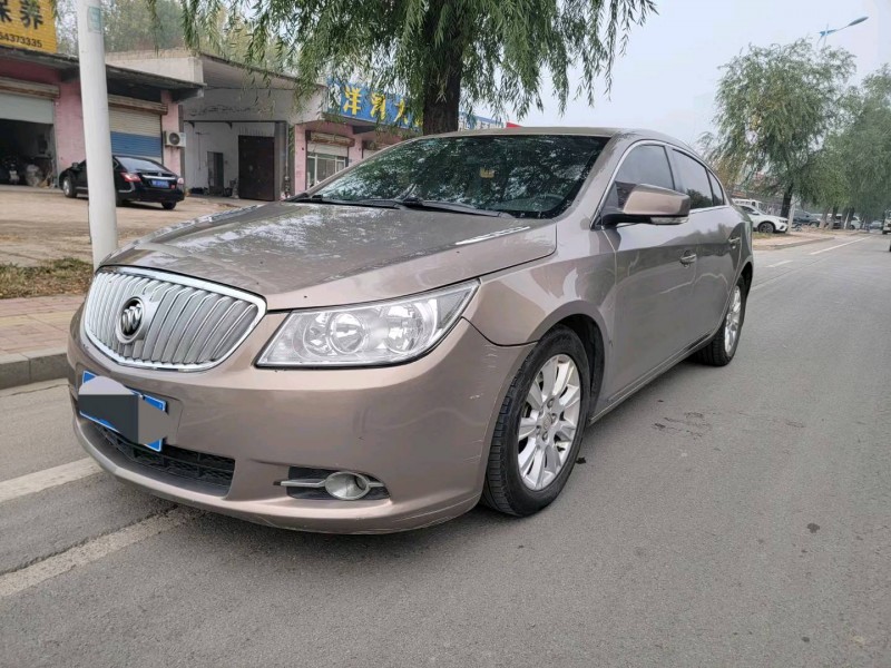 聊城13年别克君越8