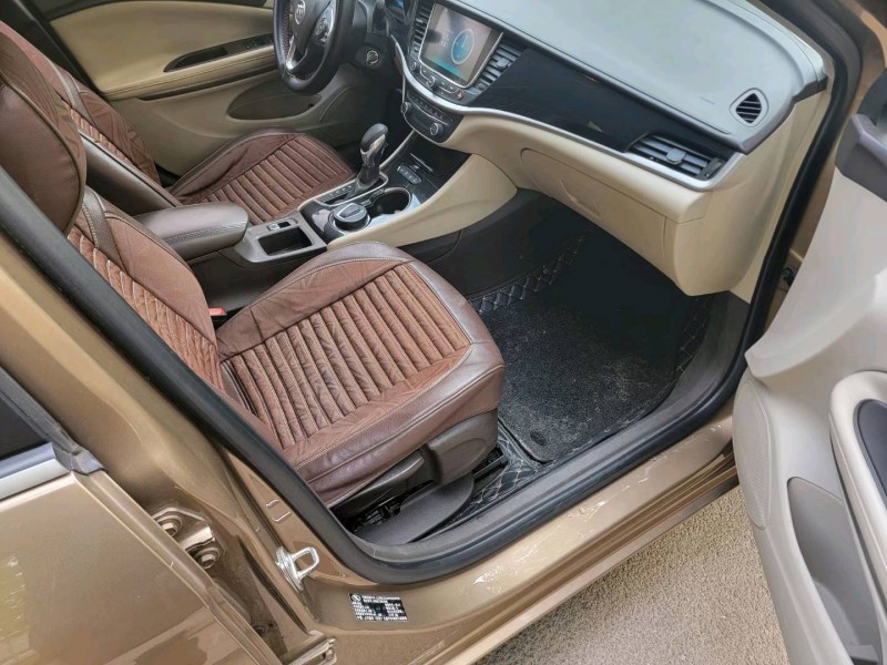 聊城16年别克威朗2