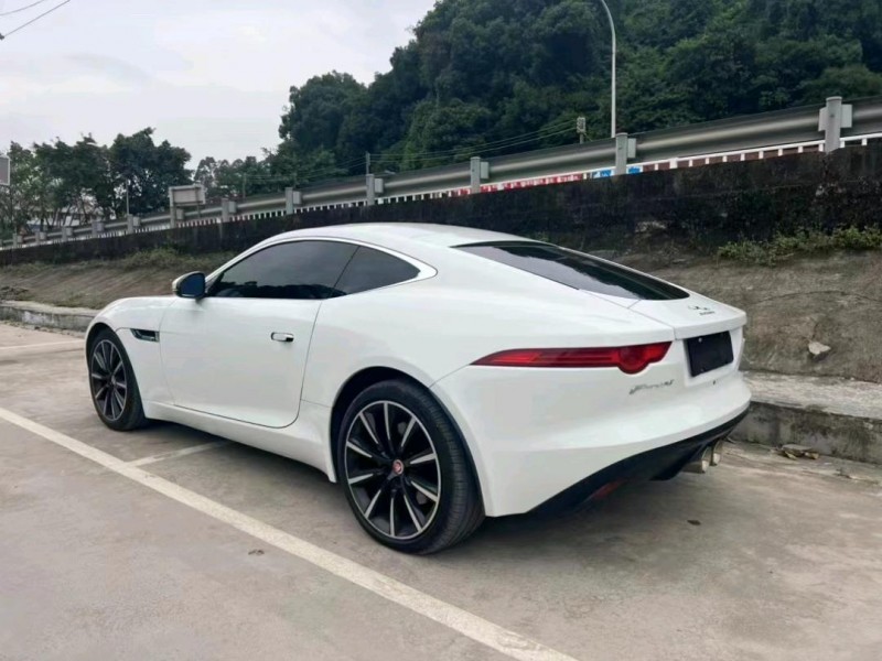 中山15年捷豹F-Type4