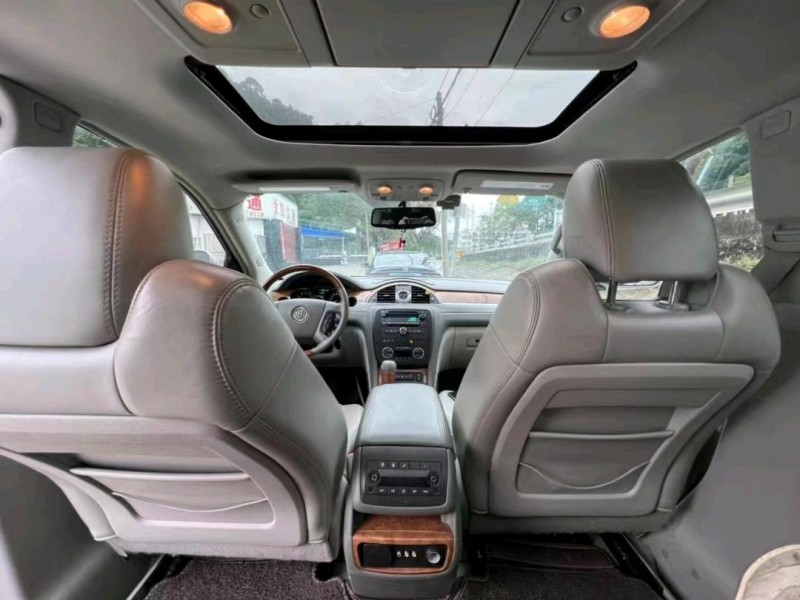 中山09年别克昂科雷8