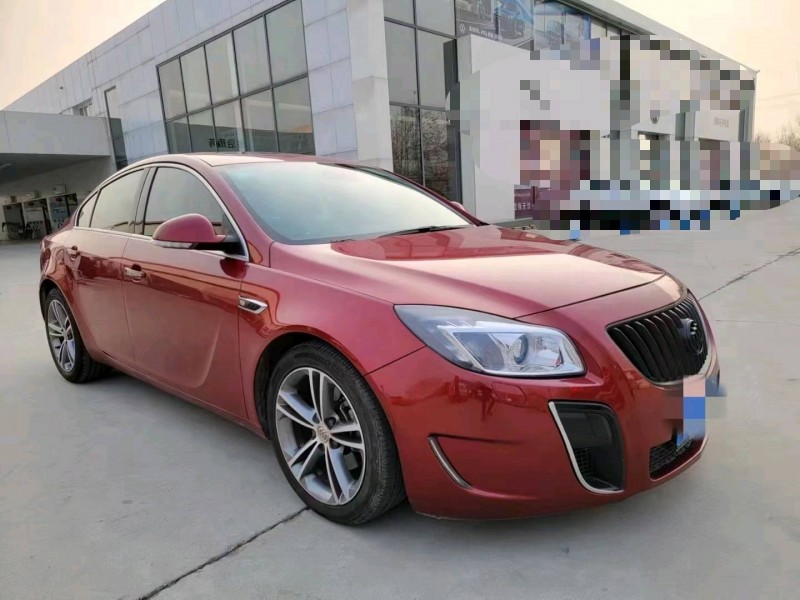 聊城12年别克君威3