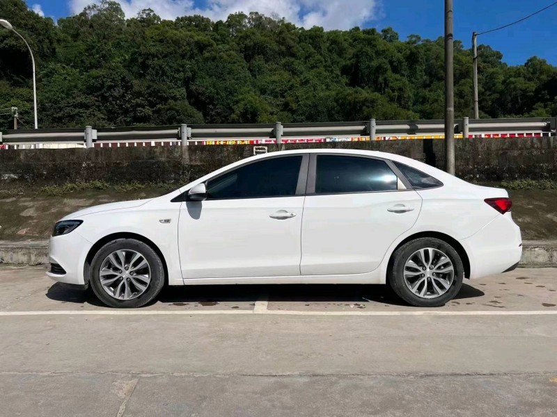 中山20年别克英朗3