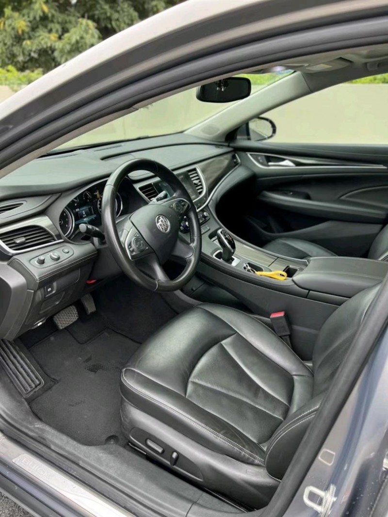 东莞19年别克君越4