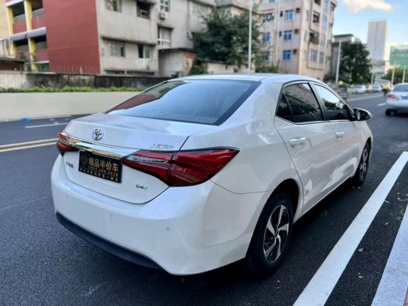 东莞18年丰田雷凌8