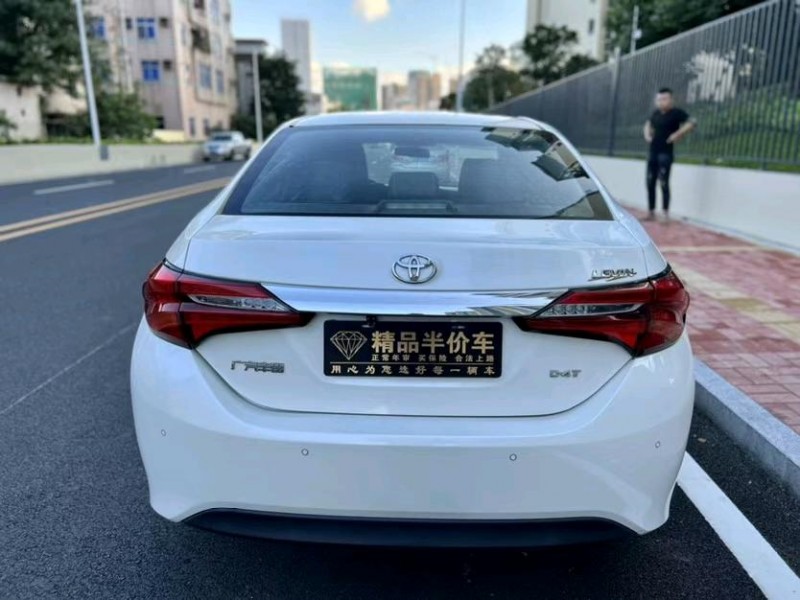 东莞18年丰田雷凌9