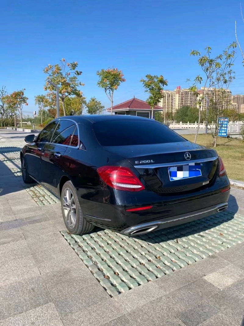 徐州18年奔驰E8
