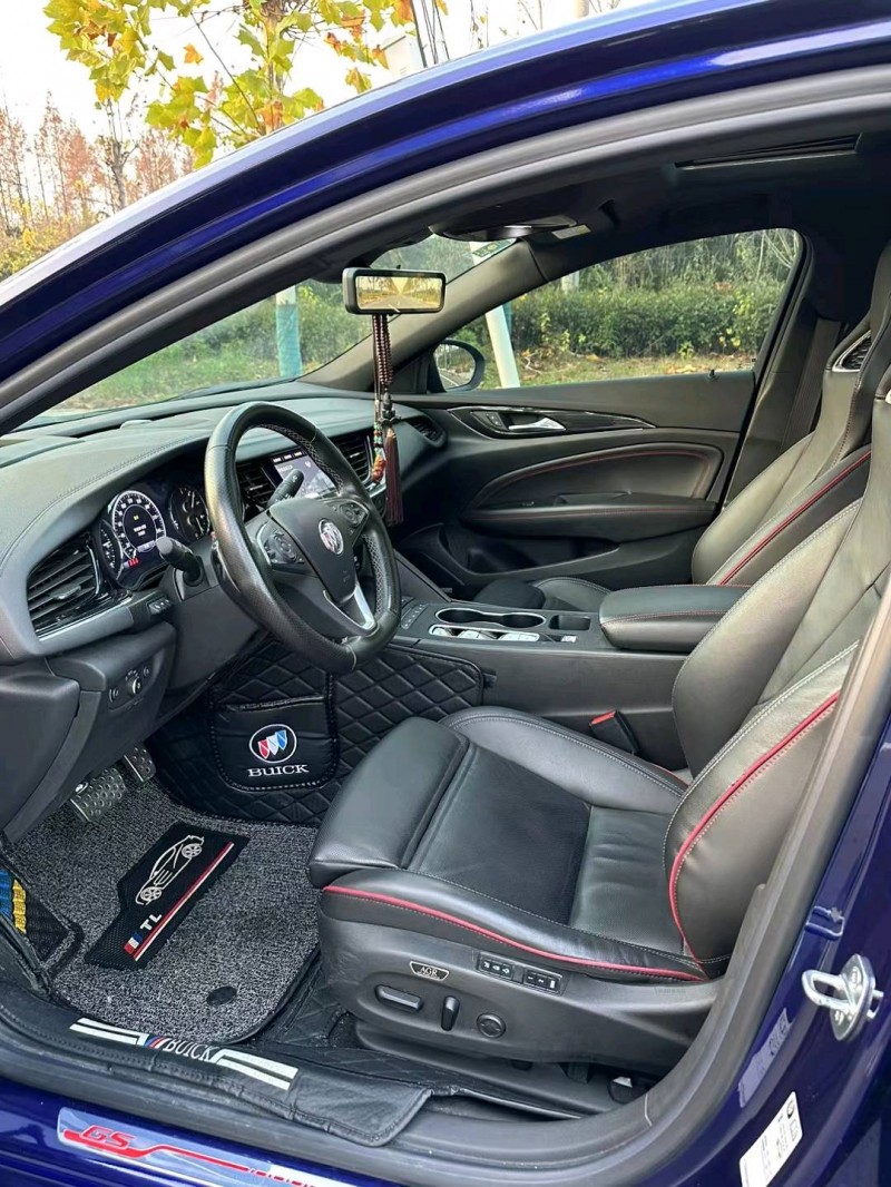 徐州20年别克君威7