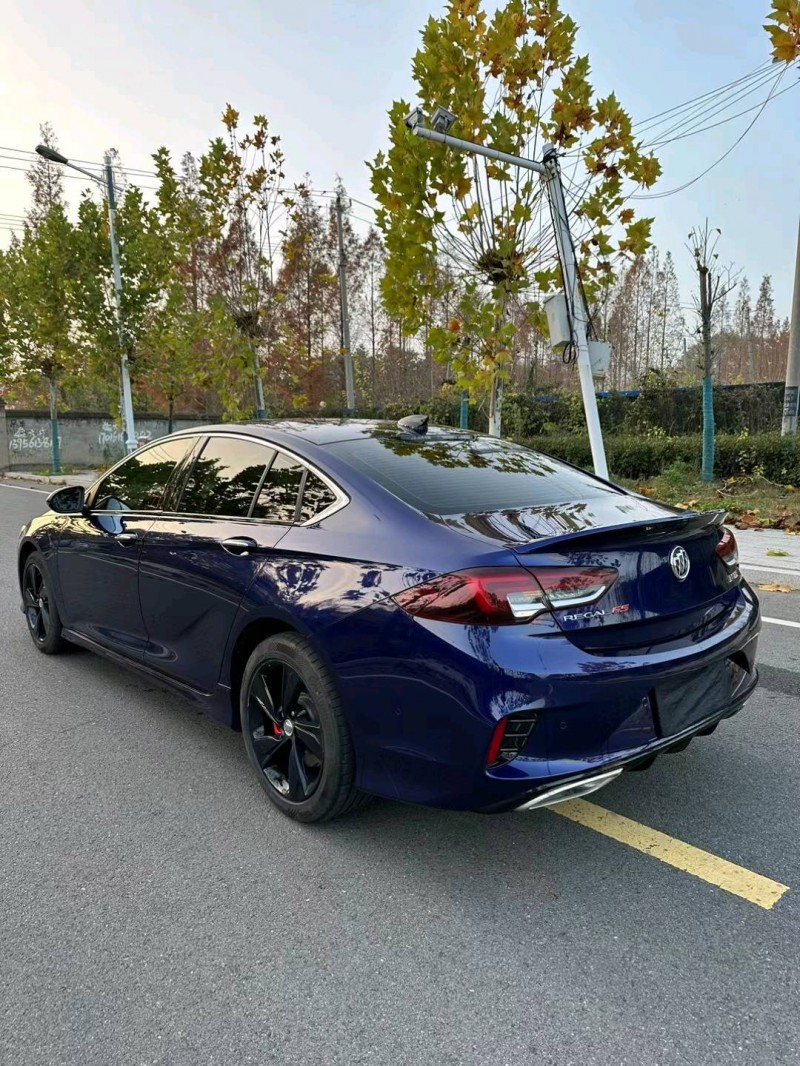 徐州20年别克君威8