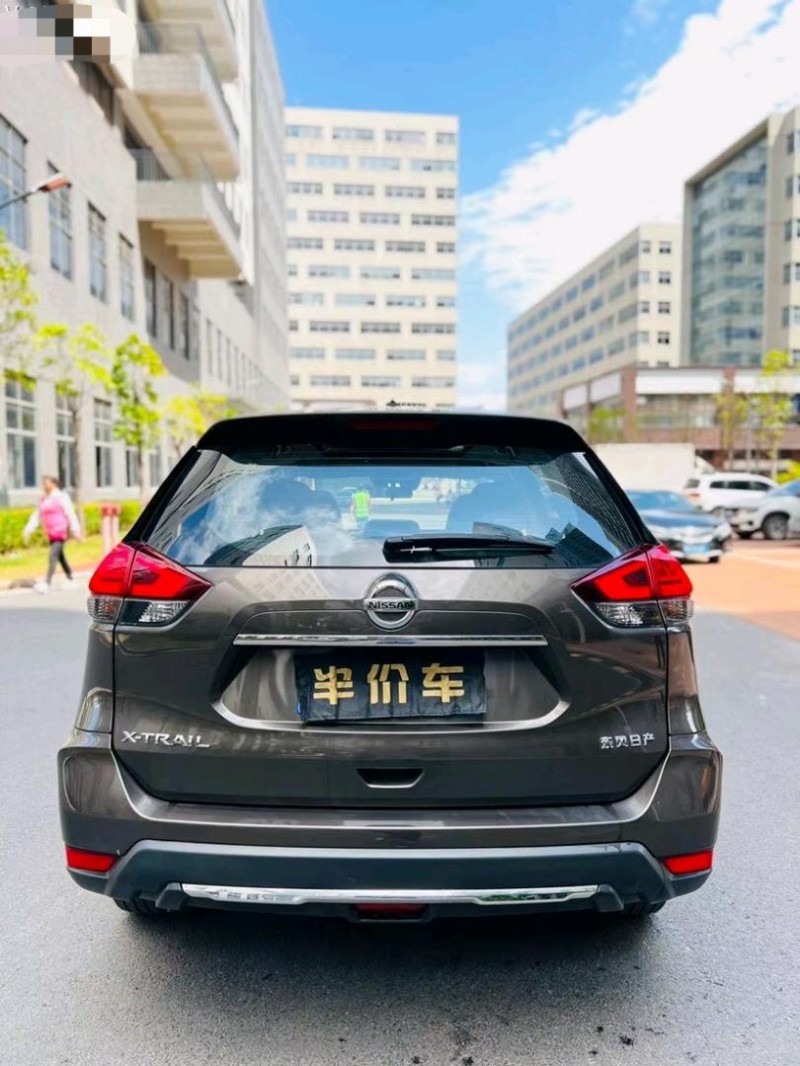 东莞21年日产奇骏9