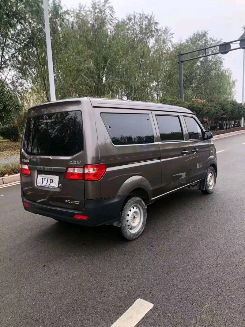 枣庄21年金杯海狮X30L4