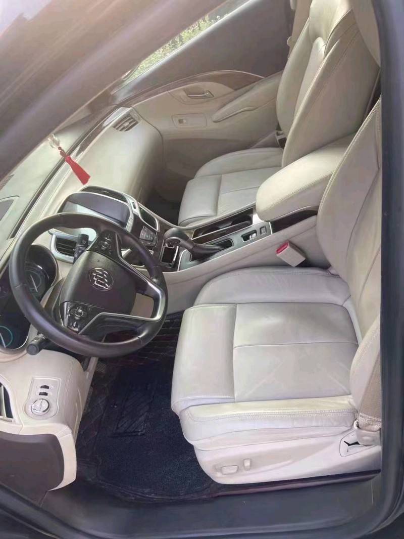 东营17年别克君越6