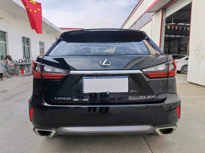 徐州19年雷克萨斯RX8