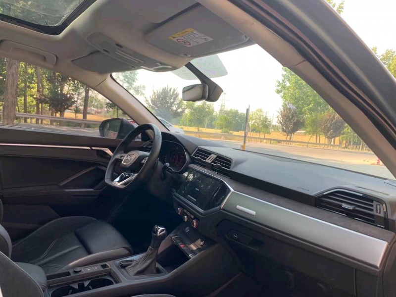 北京20年奥迪Q36