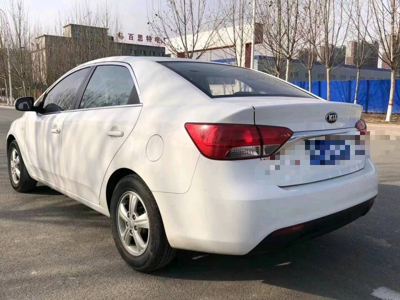 保定14年起亚福瑞迪8