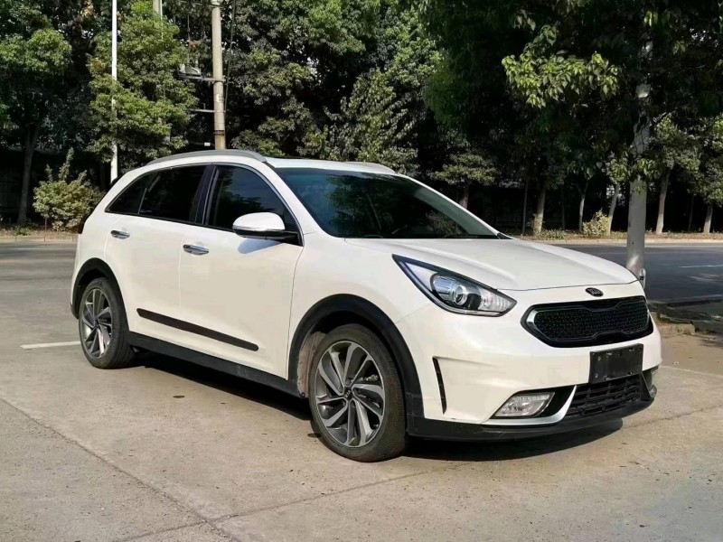 北京17年起亚极睿2