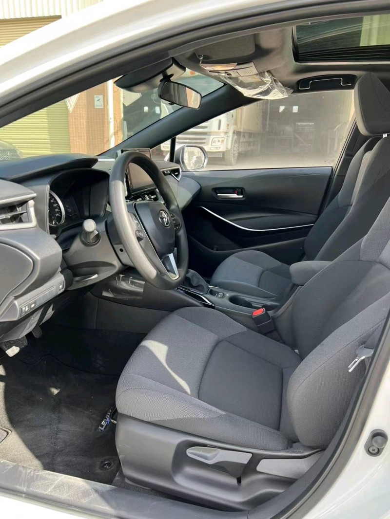 东莞22年丰田雷凌4