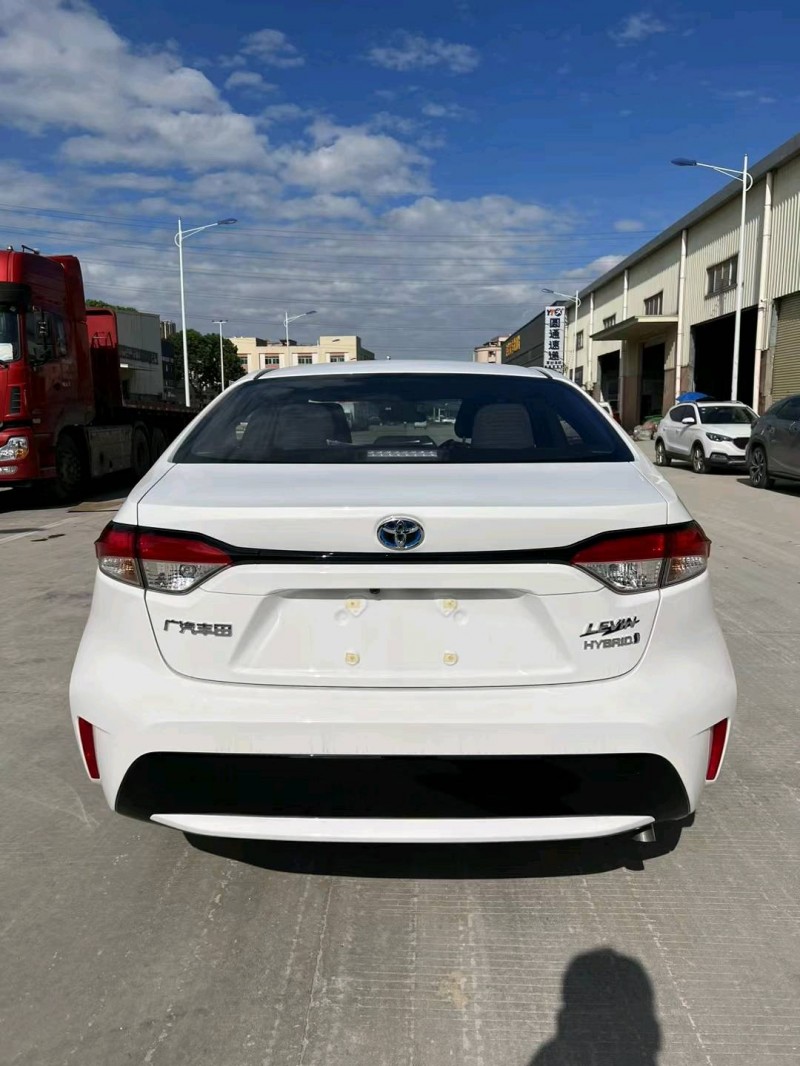 东莞22年丰田雷凌9