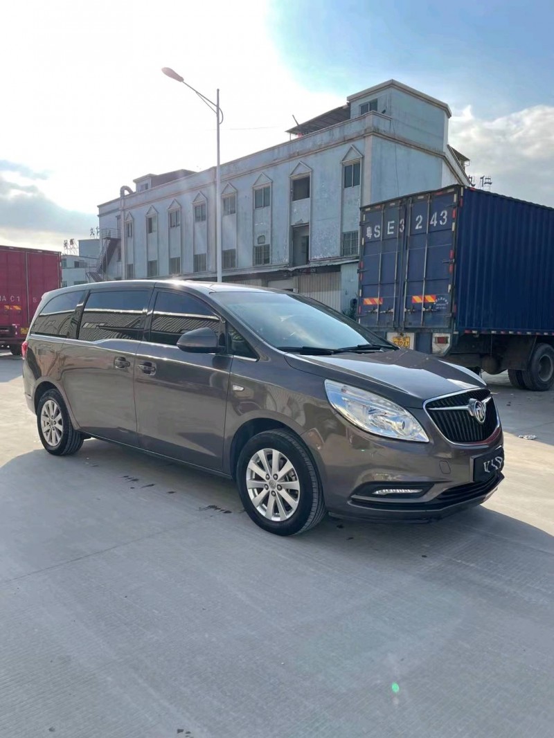 东莞18年别克GL83