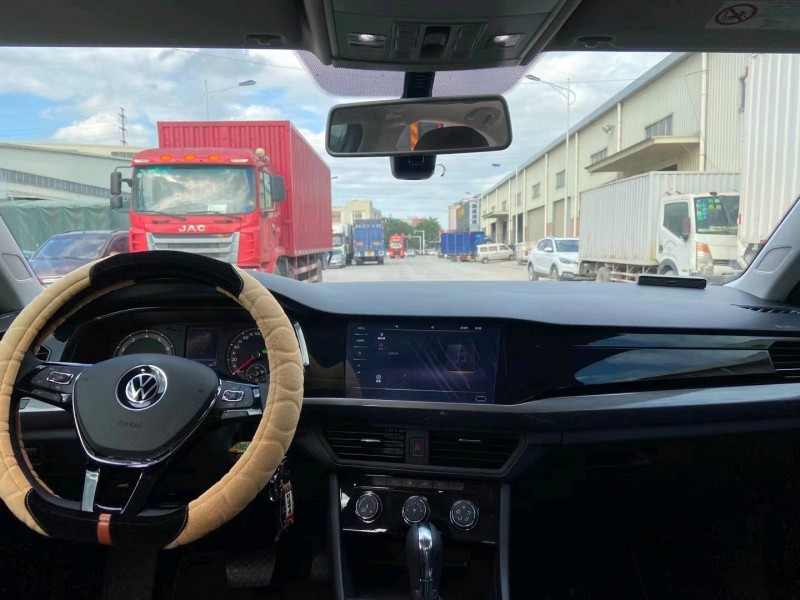 东莞21年大众宝来6