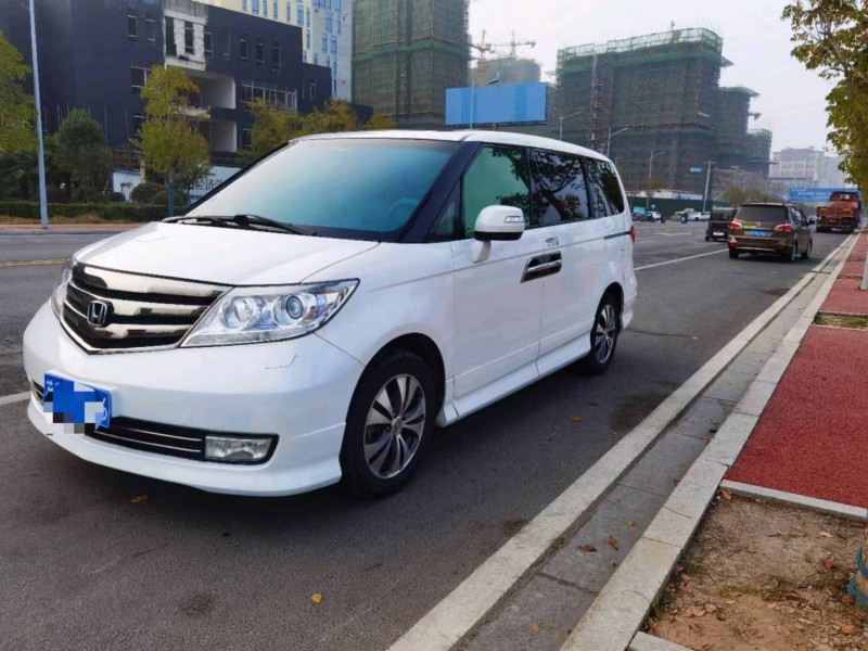 徐州15年本田艾力绅2