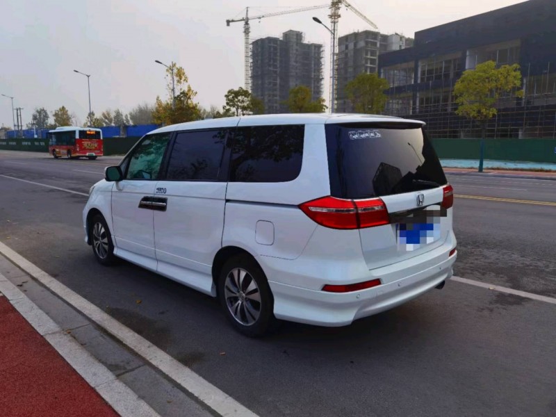 徐州15年本田艾力绅7