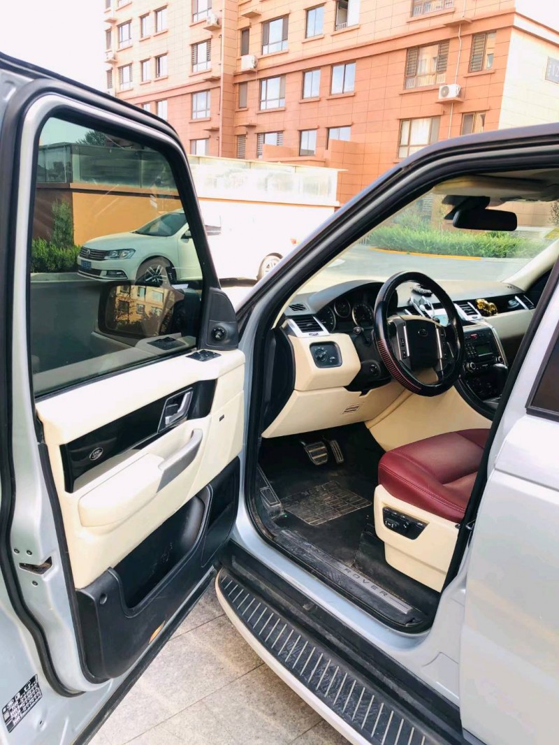 烟台09年路虎揽胜运动5