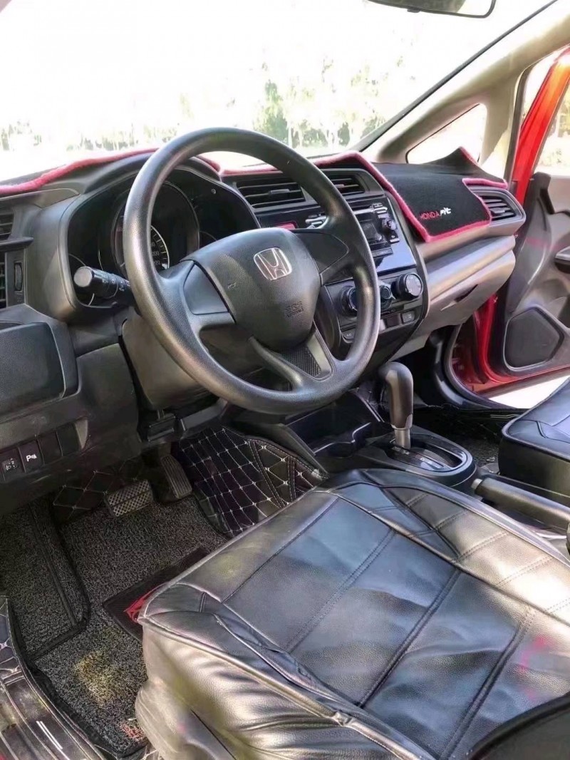 枣庄16年本田飞度5