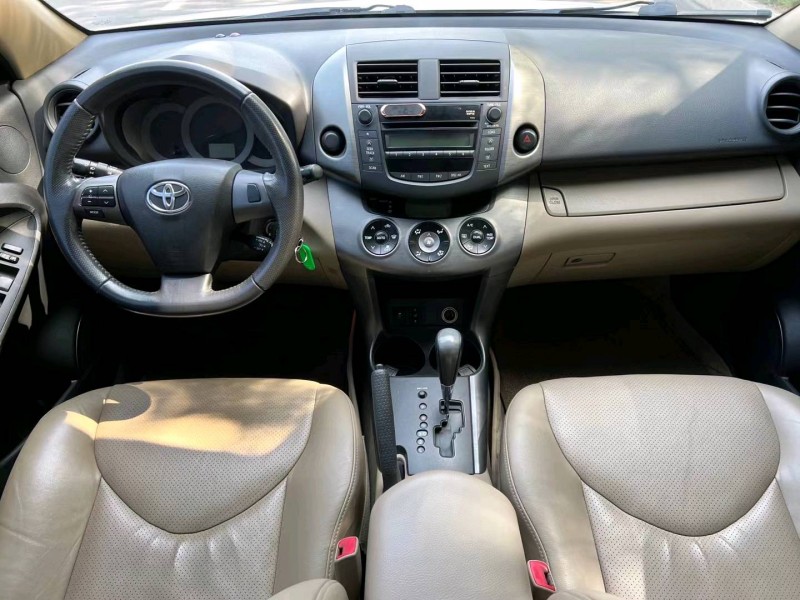 枣庄12年丰田RAV47