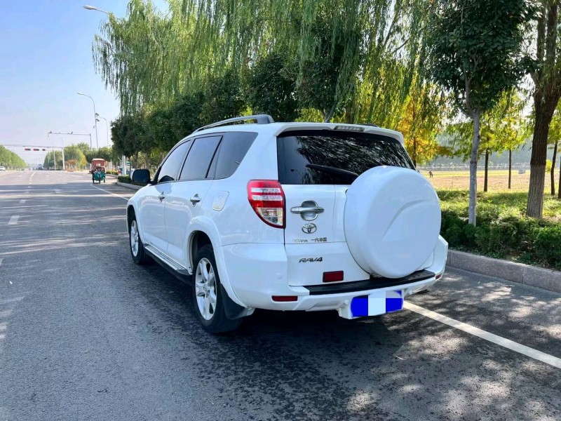 枣庄12年丰田RAV48