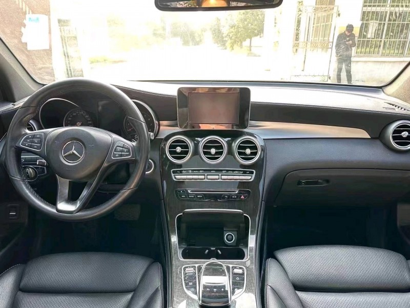 北京17年奔驰GLC8