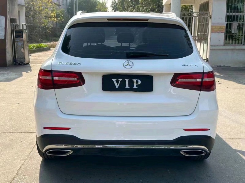 北京17年奔驰GLC9