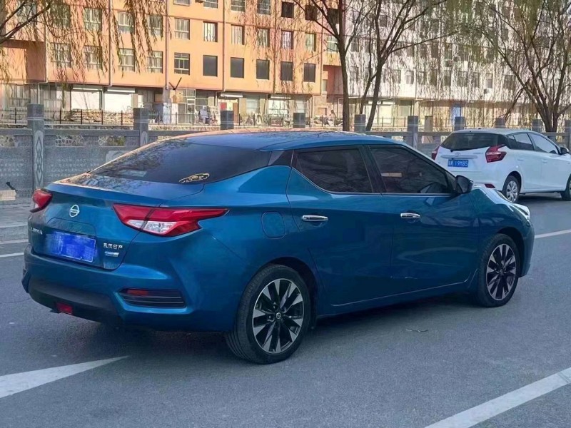 邯郸20年日产蓝鸟4