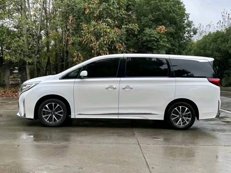 北京21年传祺M84