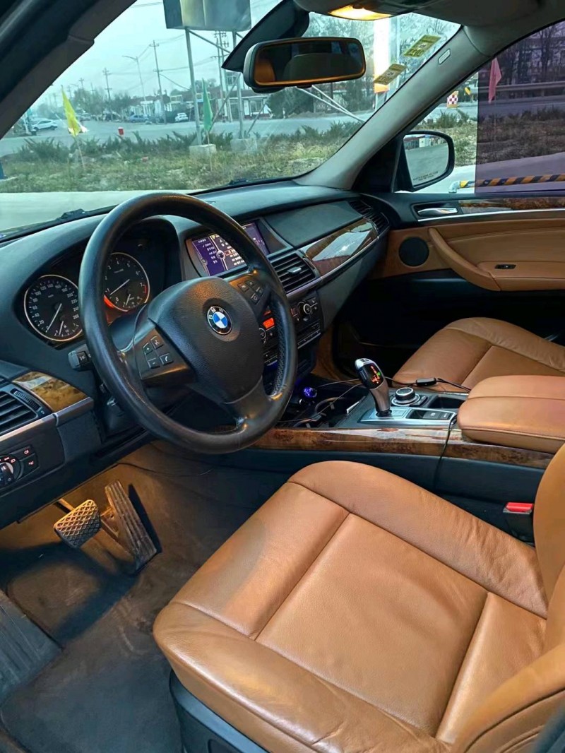 东营10年宝马X59