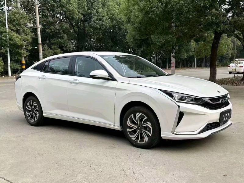 北京22年东风奕炫2