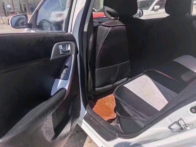 北京15年起亚福瑞迪4