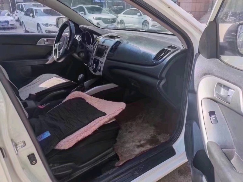 北京15年起亚福瑞迪6