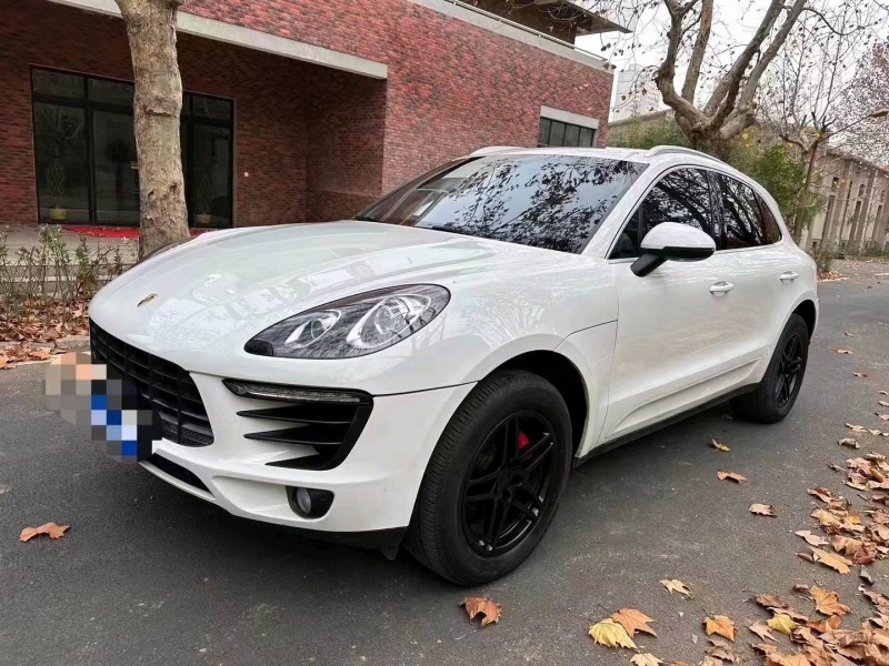 枣庄15年保时捷Macan8