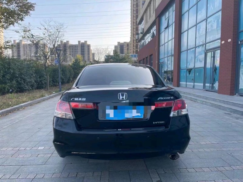 枣庄09年本田雅阁9