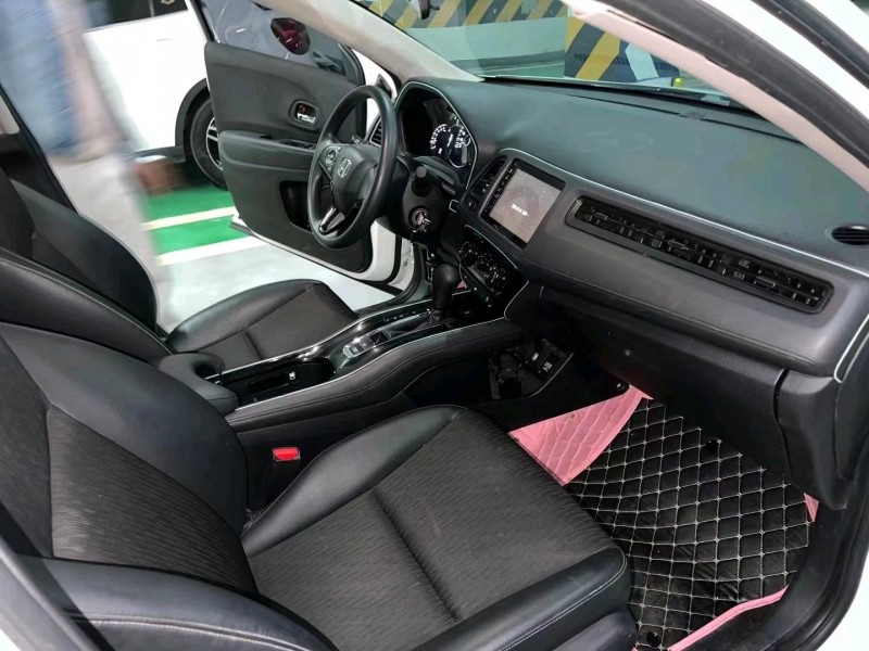 成都20年本田缤智3