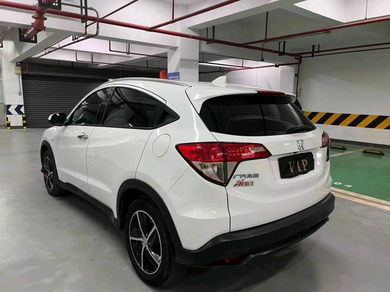 成都20年本田缤智6